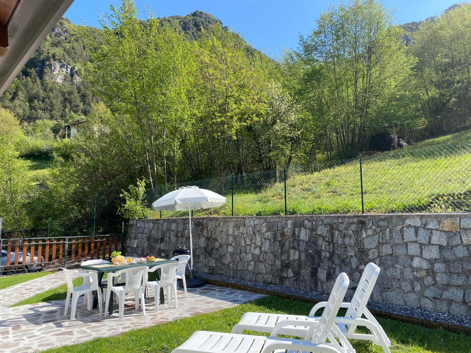 Casa Carla, Bis 4 Personen, Garten, Balkon Mit Blick Auf Den See Und Die Berge Crone Ngoại thất bức ảnh