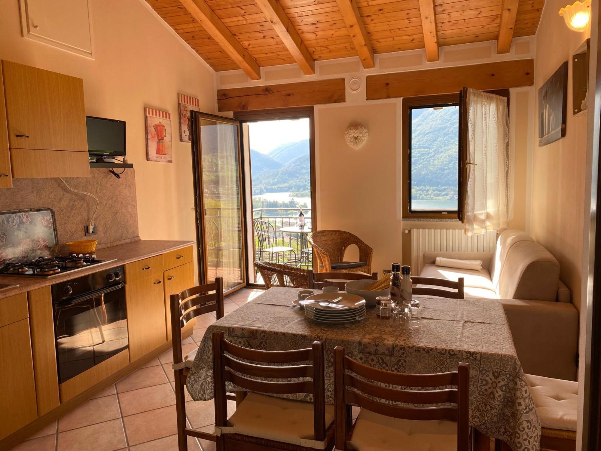 Casa Carla, Bis 4 Personen, Garten, Balkon Mit Blick Auf Den See Und Die Berge Crone Ngoại thất bức ảnh